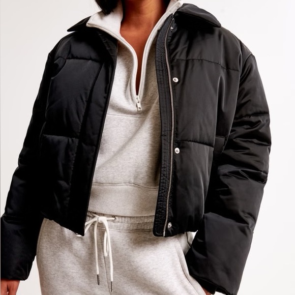 short satin puffer coat - Picture 3 of 13